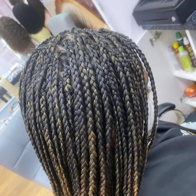 afrohairtrends_1706526766_3290907500207655736_58451039698